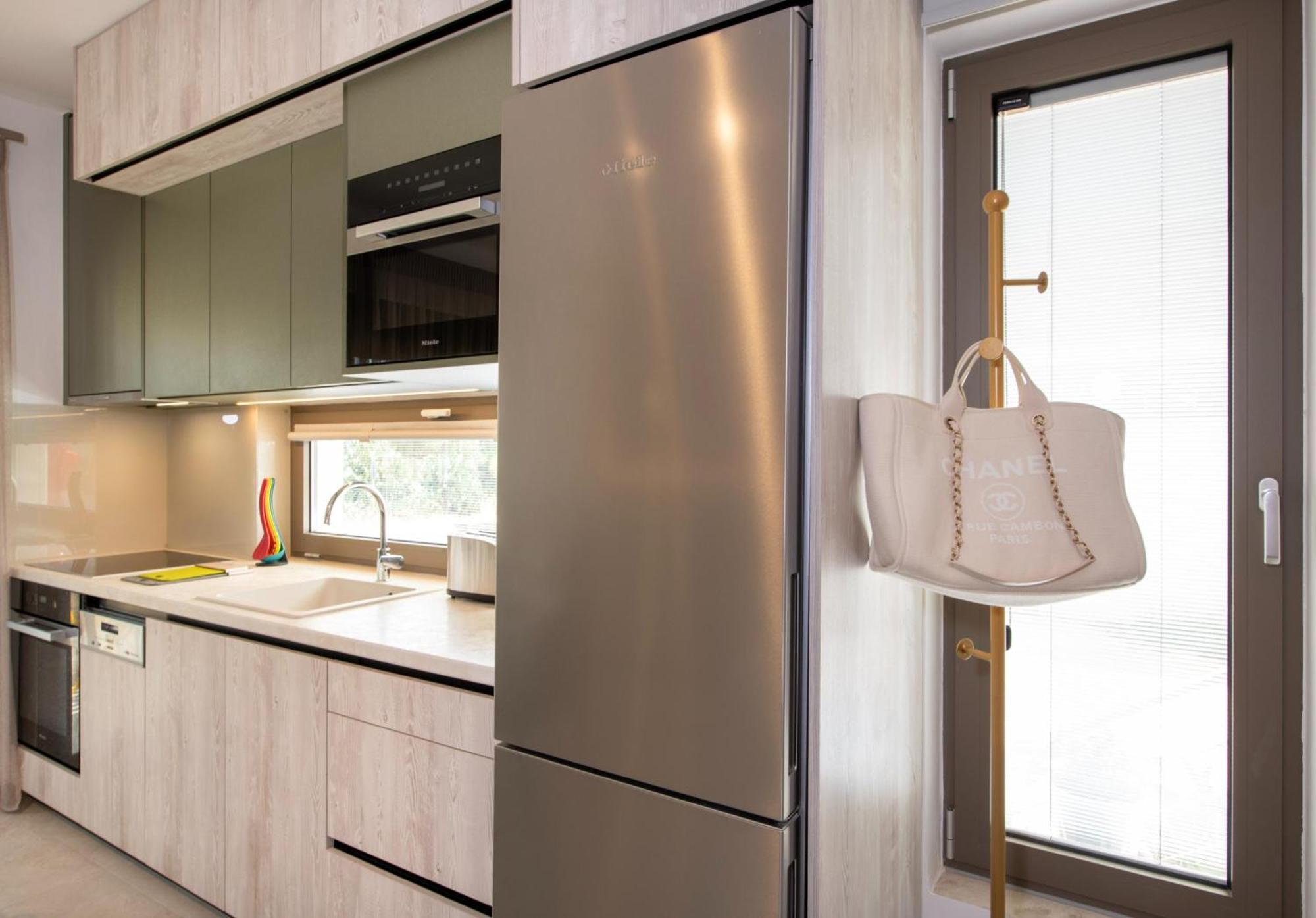 Flos Apartments Korakiaí Εξωτερικό φωτογραφία